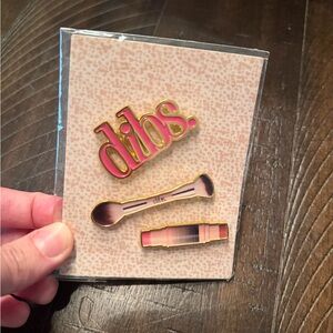 Ulta Dibs pins